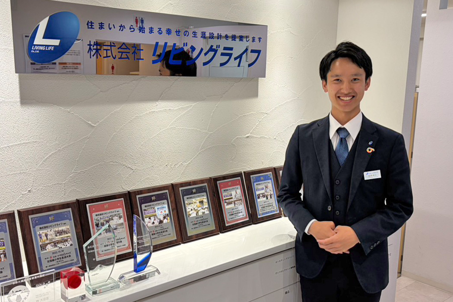 .釜澤　康友 . かまざわ こうすけ.