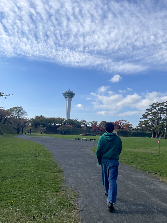 .根守　波月 . ねもり はづき.