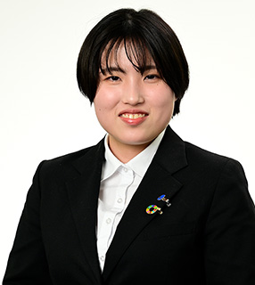 東間　愛莉とうま えり