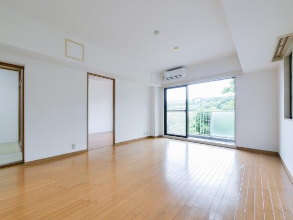 横浜市金沢区六浦南5