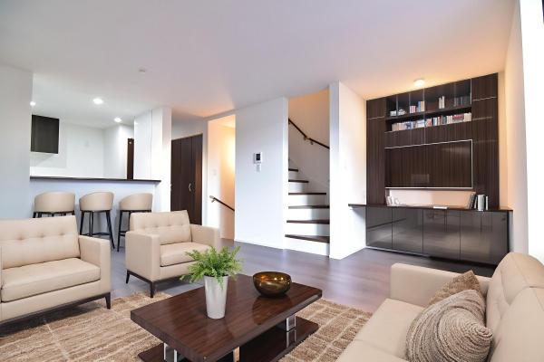 横浜市鶴見区潮田町1