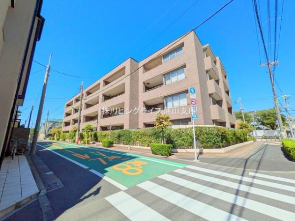 世田谷区弦巻1