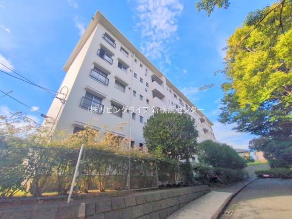 横浜市青葉区美しが丘1