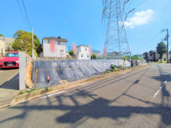 横浜市青葉区美しが丘2