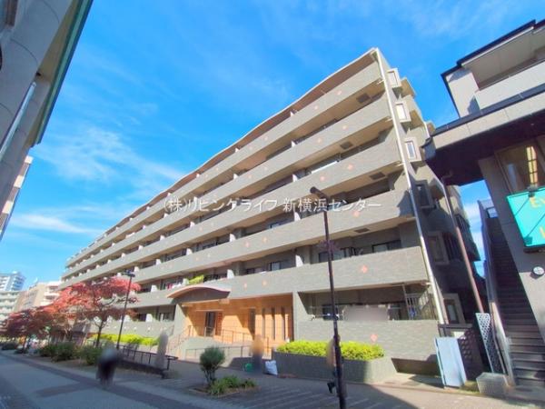 横浜市都筑区中川1