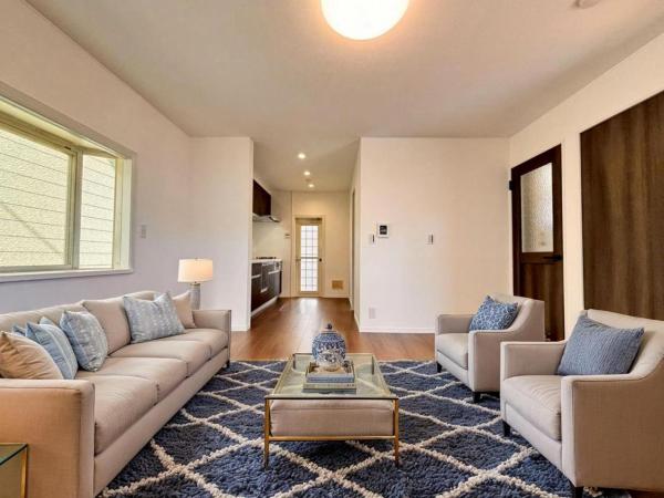 横浜市泉区白百合3