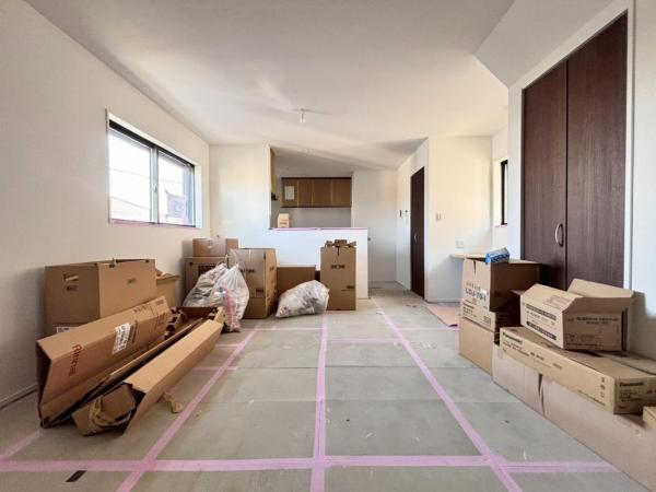 横浜市港南区上永谷1