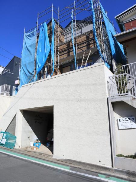 横浜市港北区高田西3