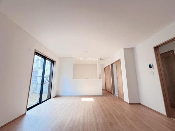 横浜市港南区下永谷5