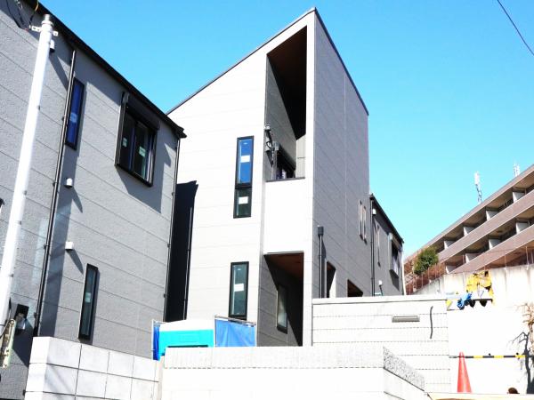 横浜市神奈川区菅田町