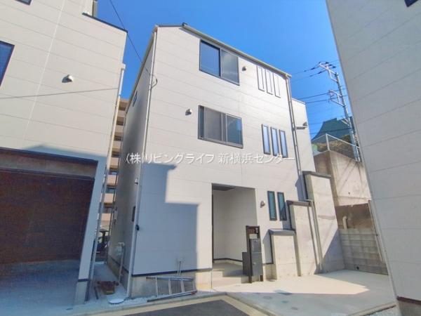 横浜市緑区鴨居2