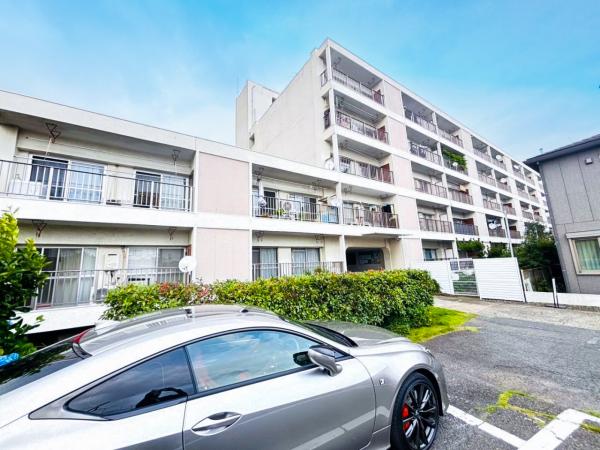 川崎市幸区塚越4