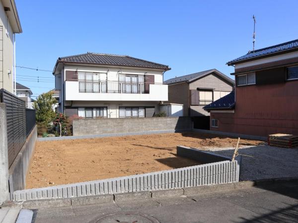 横浜市緑区鴨居4