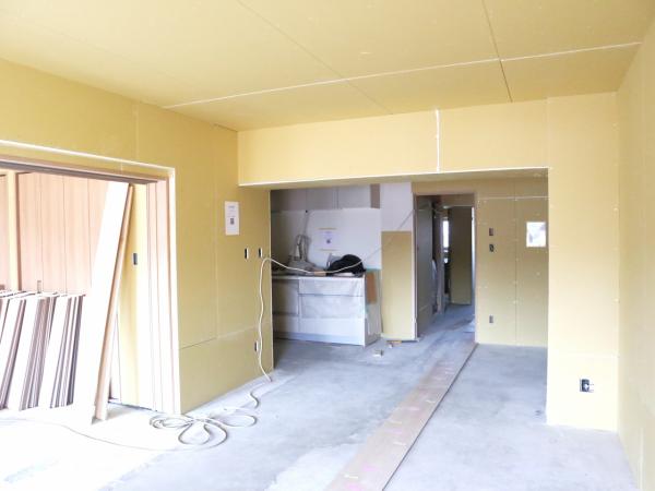 横浜市港北区下田町4