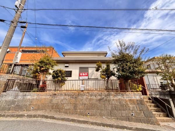 横浜市港南区下永谷2