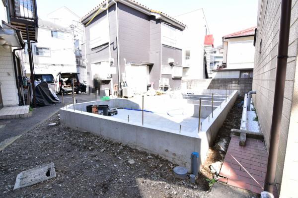 横浜市西区西戸部町2