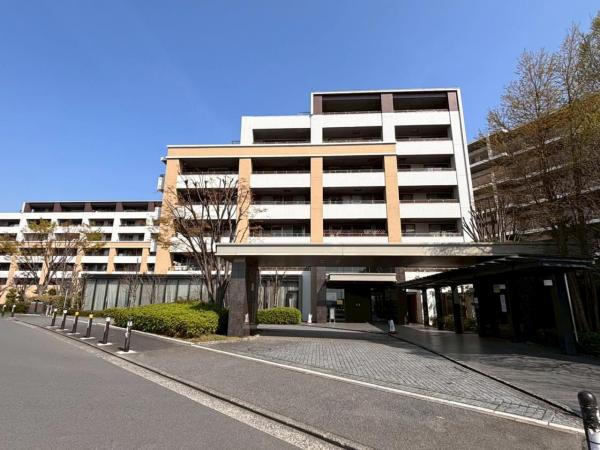 横浜市鶴見区駒岡4