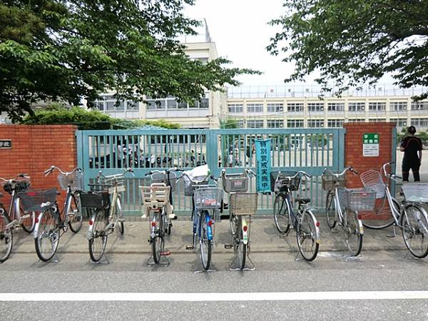 大田区東糀谷4
