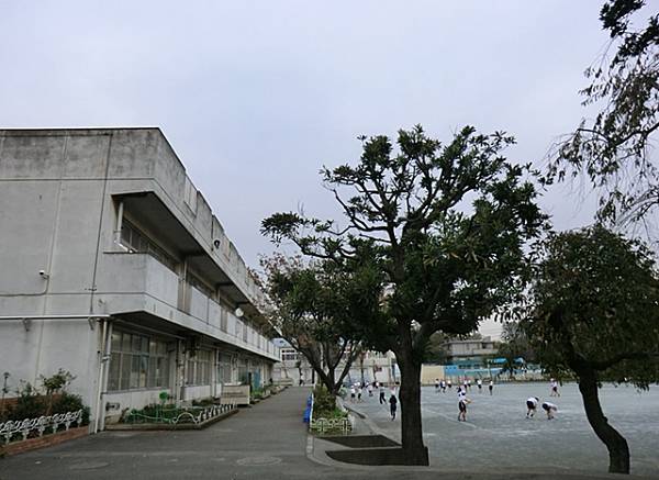 横浜市瀬谷区二ツ橋町