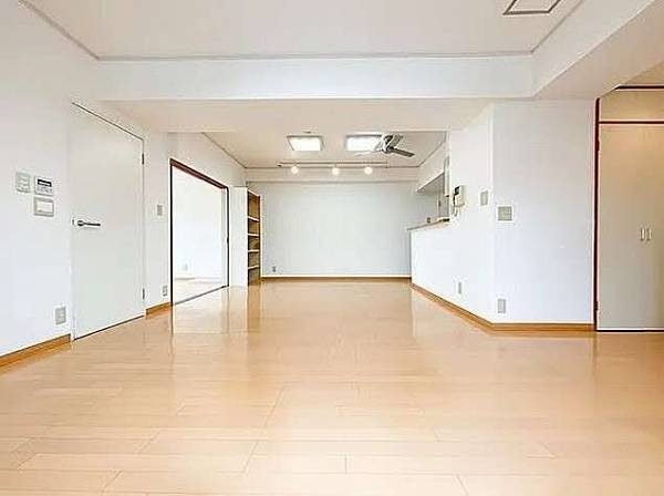 横浜市中区山下町