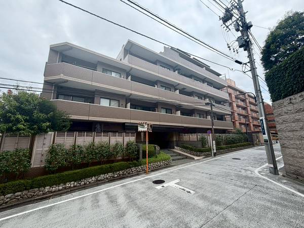 新宿区南元町