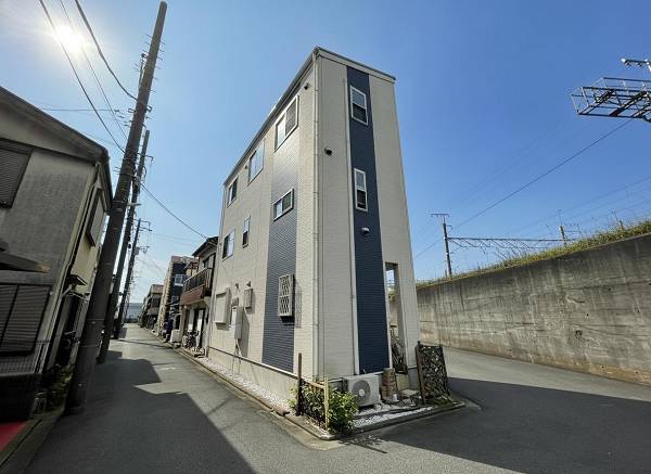 川崎市川崎区塩浜3
