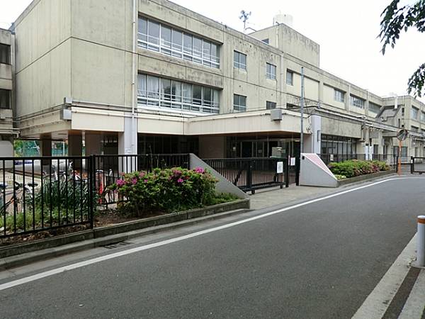 川崎市川崎区藤崎2