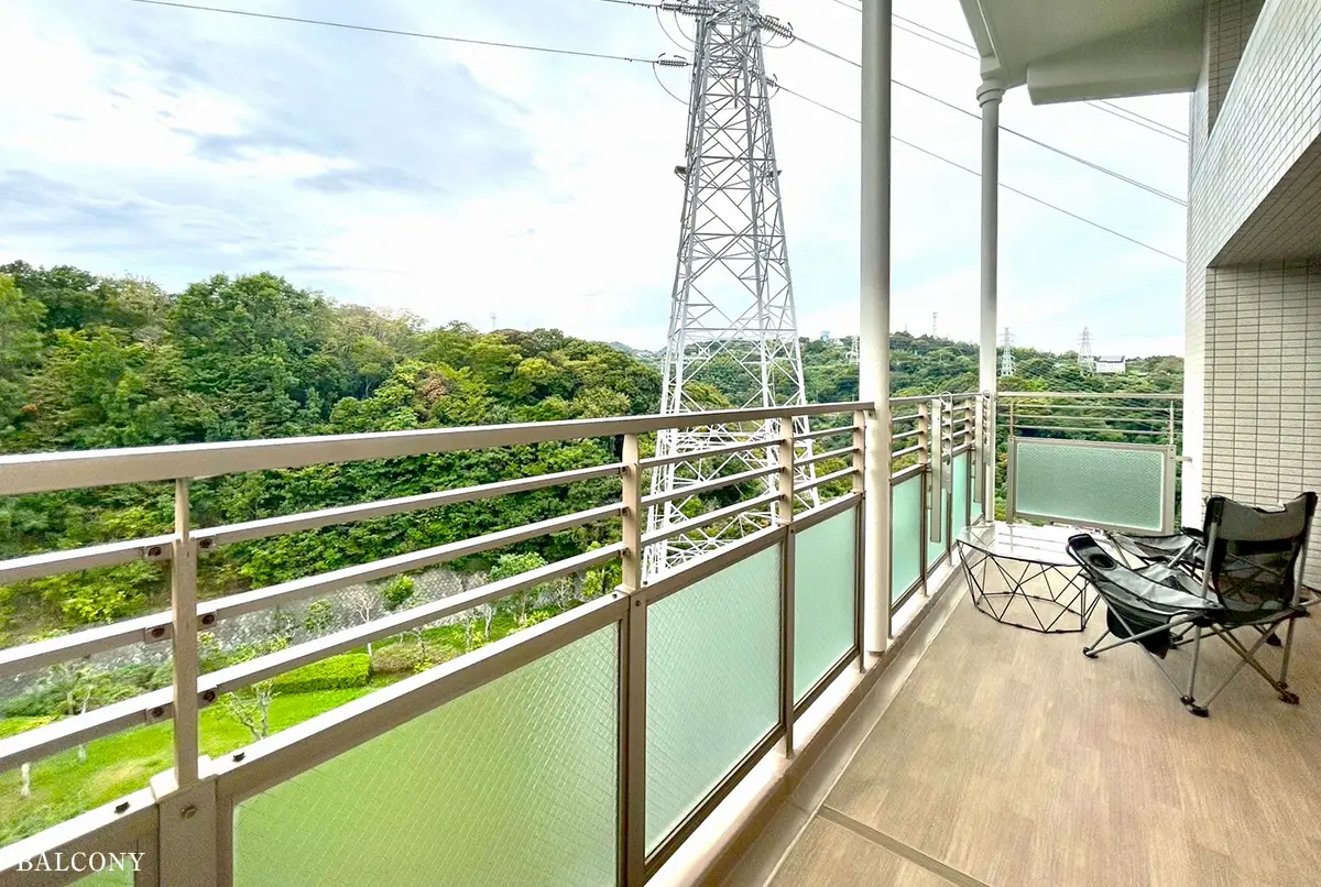 バルコニー
