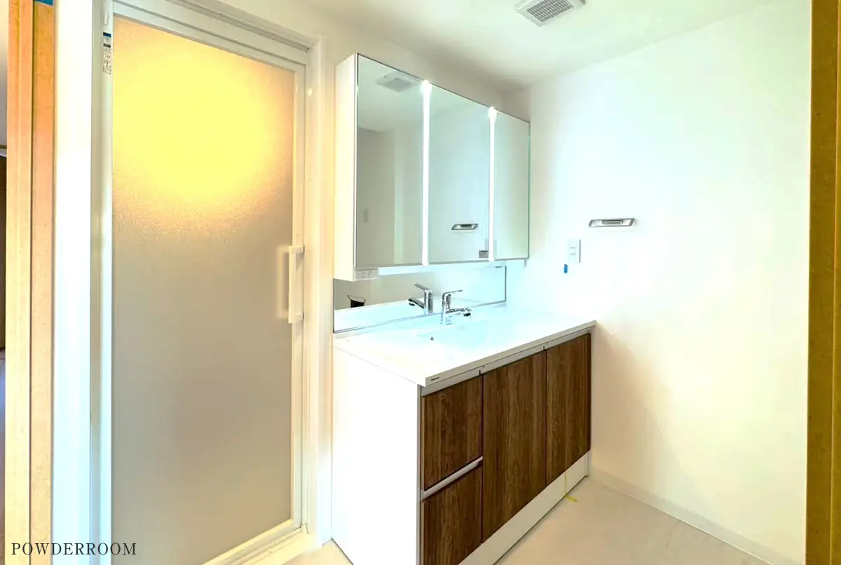 パウダールーム